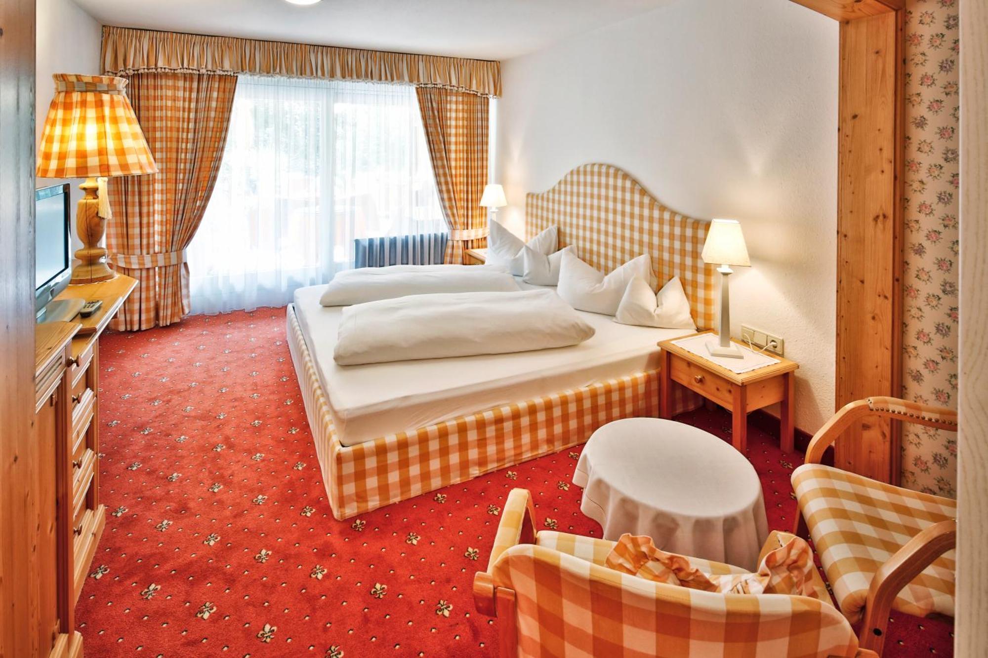 Pfeifer Hotel 4*