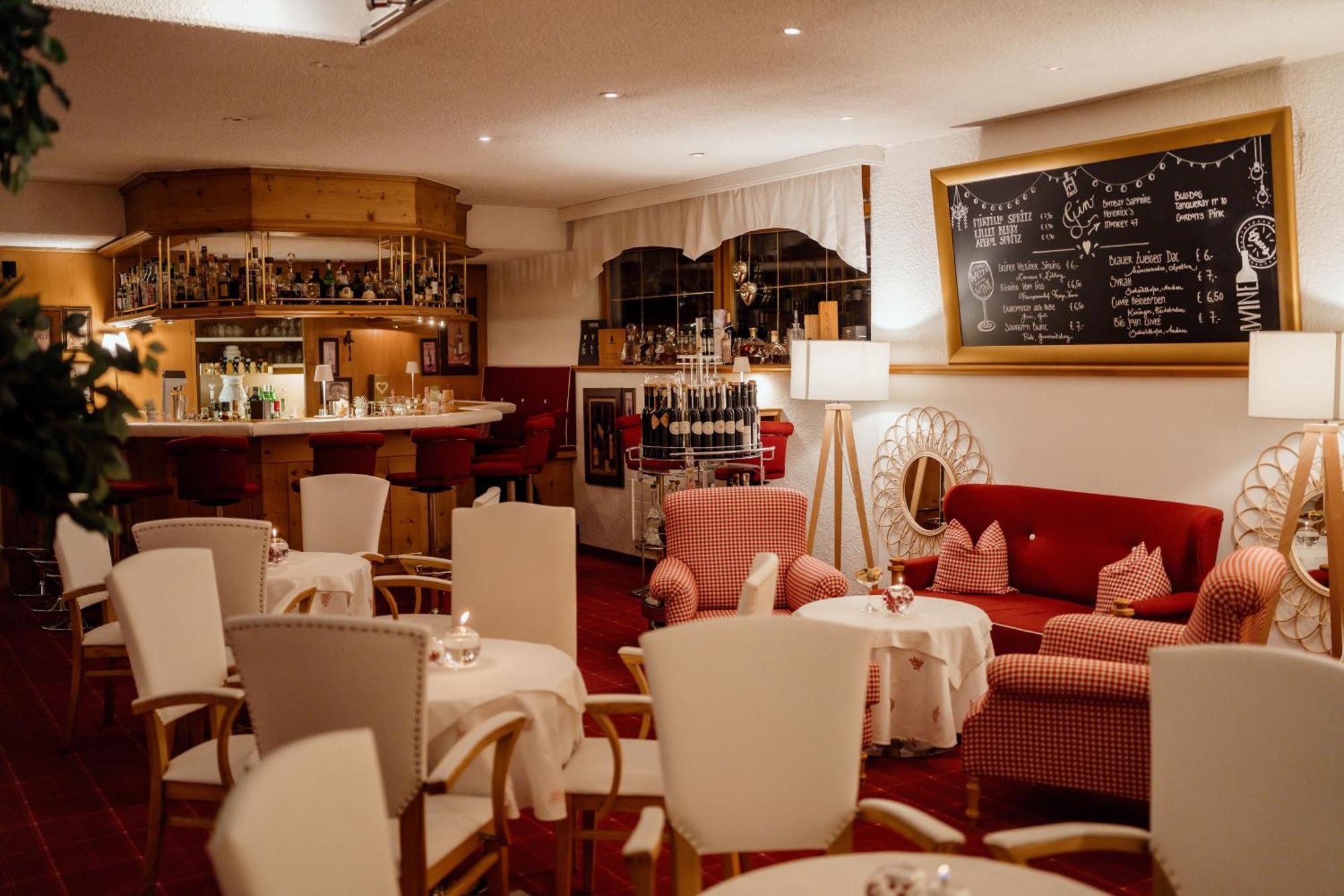 Pfeifer Hotel 4*